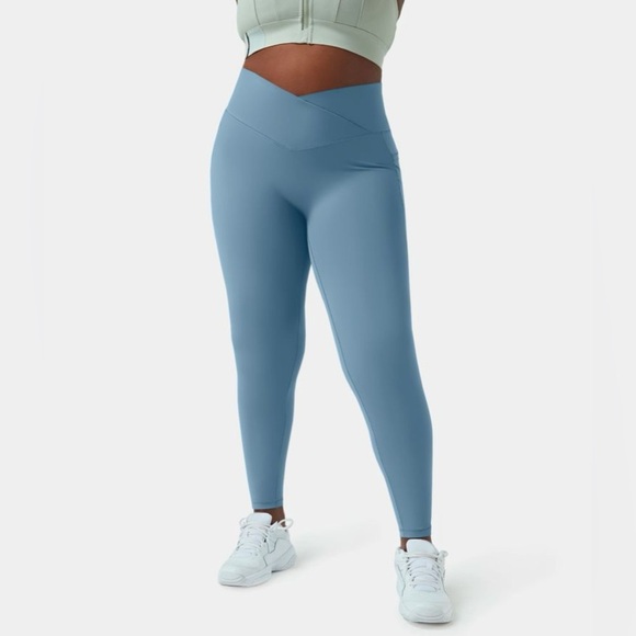 Halara High Waisted Crossover Side Pocket Plus Size Leggings-UPF50+ | NEW in BAG - Picture 1 of 14